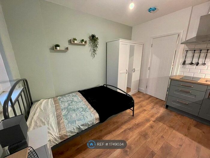 Studio To Rent In Livingstone Road, Derby, DE23