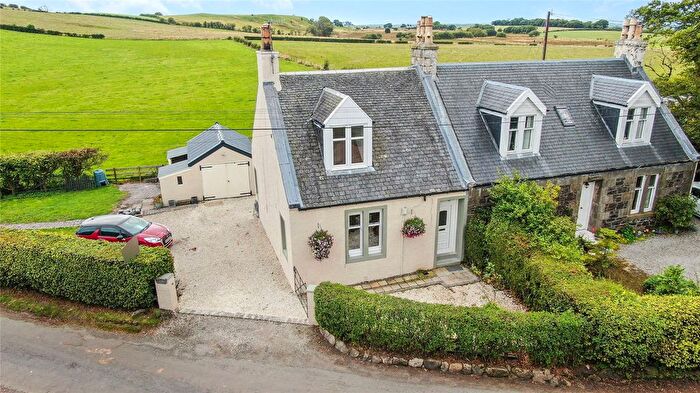 2 Bedroom Detached House For Sale In Halket Road, Lugton, Kilmarnock, East Ayrshire, KA3