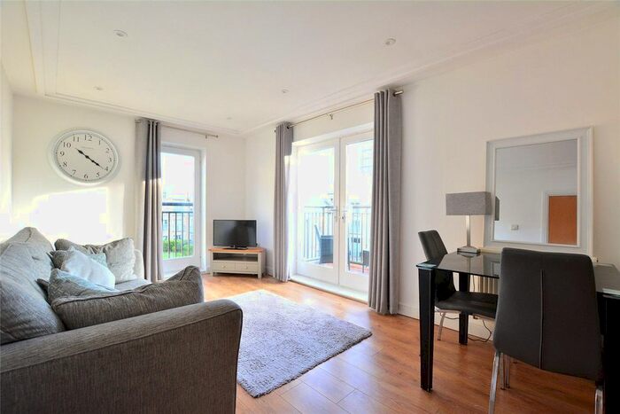 2 Bedroom Flat To Rent In Esparto Way, South Darenth, Dartford, Kent, DA4