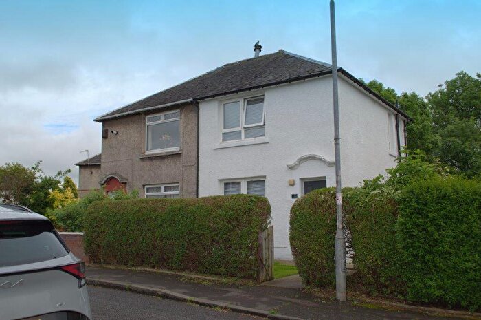 3 Bedroom Semi-Detached House For Sale In Pinkerton Avenue, Rutherglen, Glasgow, South Lanarkshire, G73