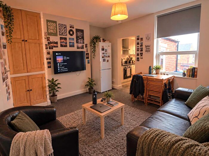 3 Bedroom Terraced House To Rent In Sharrow Street, Sheffield, S11