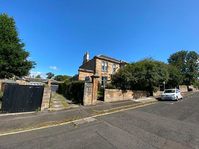 4 Bedroom Flat To Rent In West Castle Road, Merchiston, Edinburgh, EH10