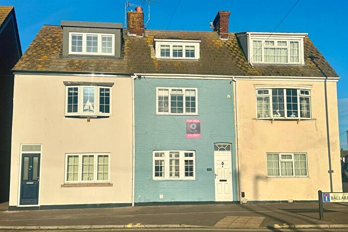 3 Bedroom Cottage For Sale In Ballard Road, Poole, BH15