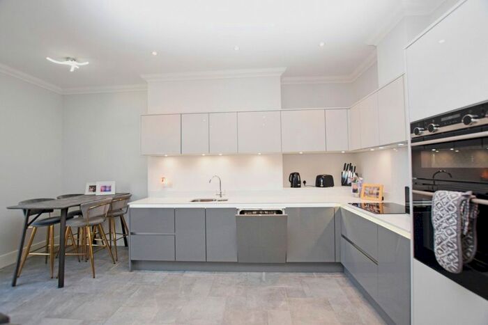 1 Bedroom Flat To Rent In Pennsylvania, Exeter, Devon, EX4