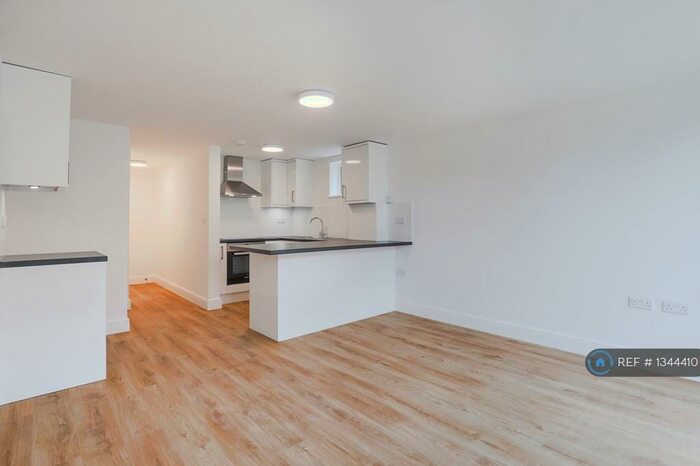 1 Bedroom Flat To Rent In Footscray Road, London, SE9
