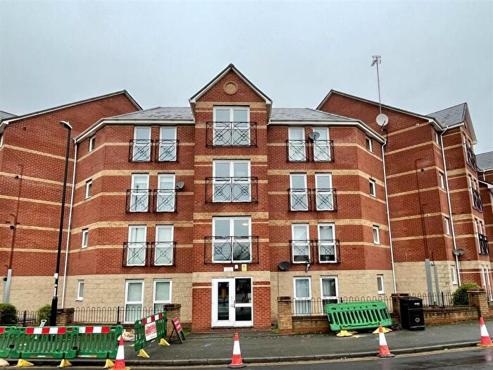1 Bedroom Apartment To Rent In Thackhall Street, Stoke, Coventry, CV2