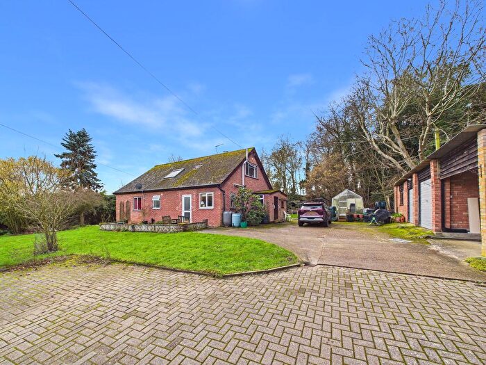 3 Bedroom Detached House For Sale In Grove Road, Brockdish, IP21