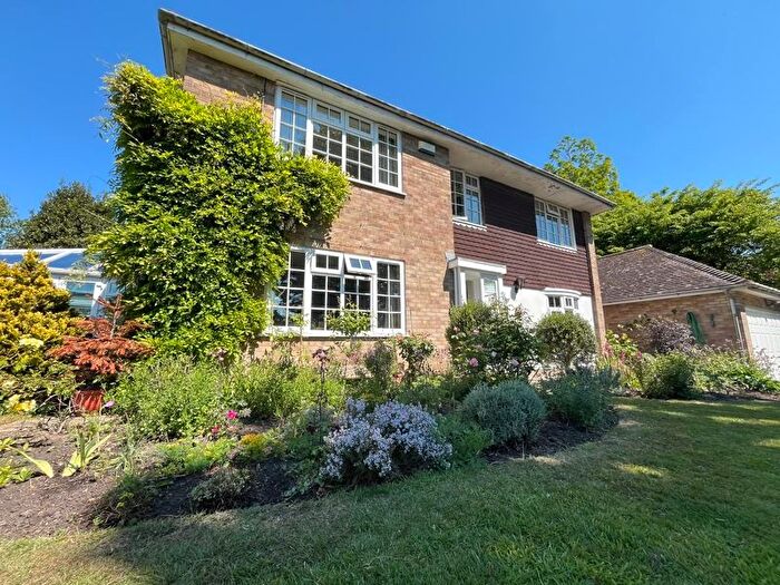 4 Bedroom Detached House For Sale In The Street, Ash, Canterbury, CT3