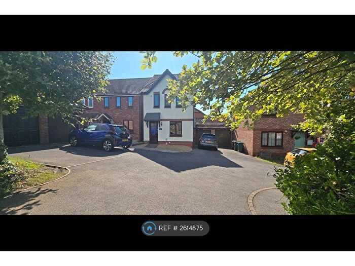 2 Bedroom Detached House To Rent In Henge Way, Hove, BN41