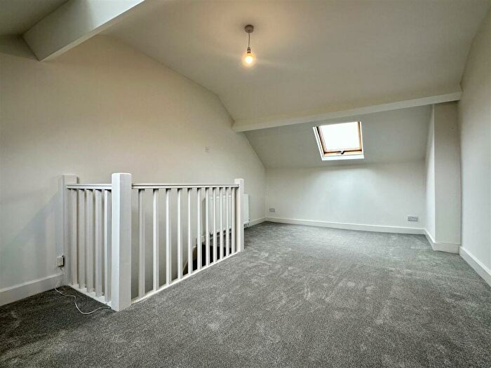 2 Bedroom End Of Terrace House To Rent In Parsonage Crescent, Walkley, Sheffield, S6