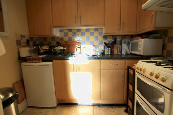 1 Bedroom Flat To Rent In Chelverton Road, Putney, SW15