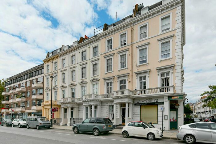 2 Bedroom Flat To Rent In Lupus Street, Pimlico, London, SW1V