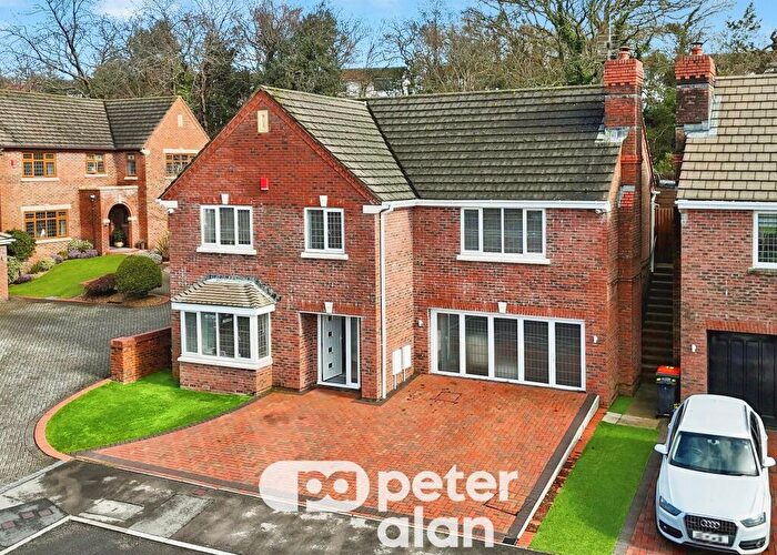 4 Bedroom Detached House For Sale In Acorn Close, Rogerstone, Newport, NP10