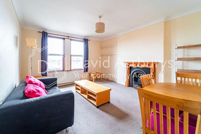 2 Bedroom Maisonette To Rent In North Villas, Camden Town, London, NW1