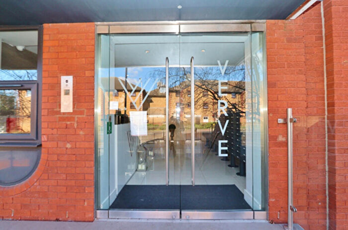 1 Bedroom Apartment To Rent In Mercury Gardens, Romford, RM1