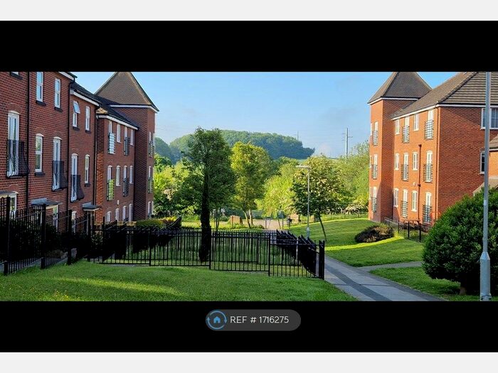 4 Bedroom Terraced House To Rent In Fenton Gate, Middleton, Leeds, LS10