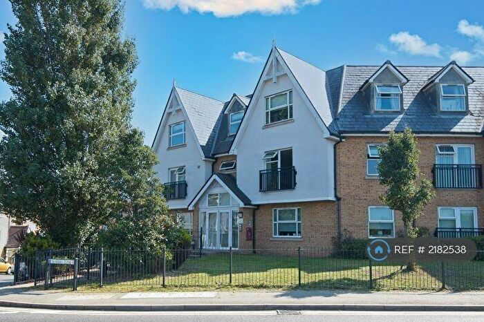 Studio To Rent In Tanners Close, Crayford, Dartford, DA1