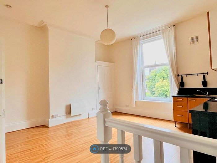 1 Bedroom Flat To Rent In Cambridge Road, Waterloo, Liverpool, L22