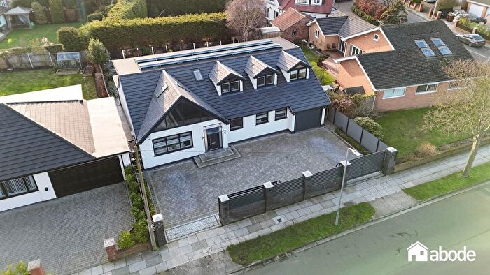 6 Bedroom Detached Bungalow For Sale In Manor Road, Crosby, Liverpool, L23