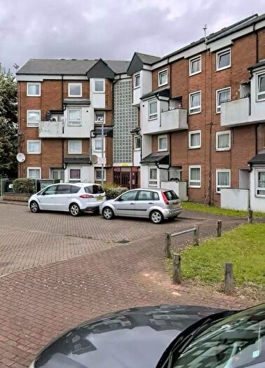 3 Bedroom Maisonette To Rent In Buttsbury Road, Ilford, IG1