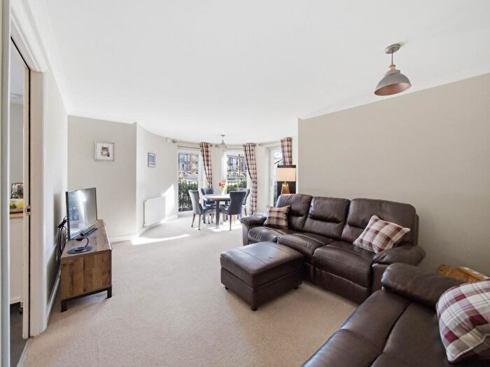 2 Bedroom Flat For Sale In / Constitution Place, Edinburgh, EH6
