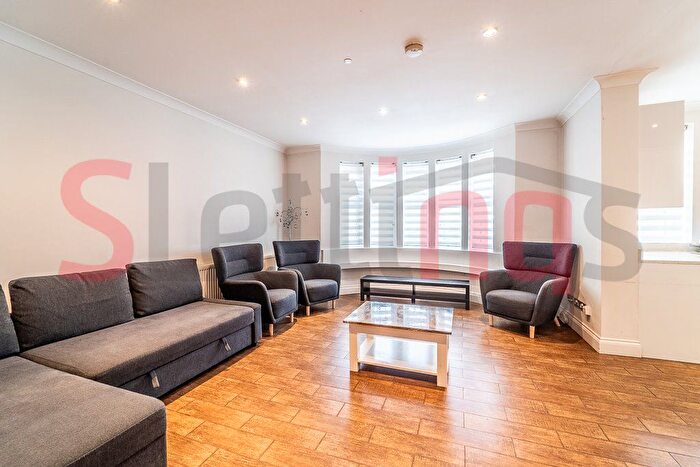 2 Bedroom Flat To Rent In Edgware, HA8