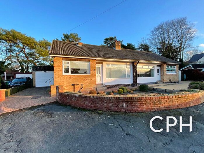 2 Bedroom Semi Detached Bungalow For Sale In Southgate, Scarborough, YO12