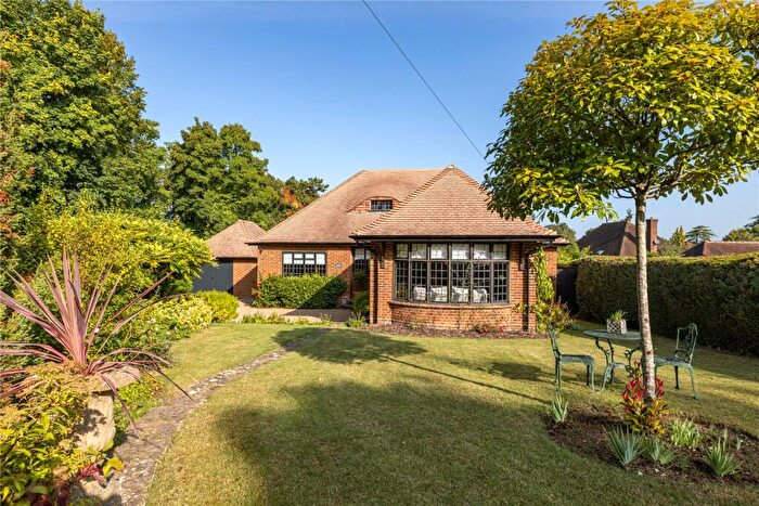 3 Bedroom Bungalow For Sale In Warren Road, Guildford, Surrey, GU1