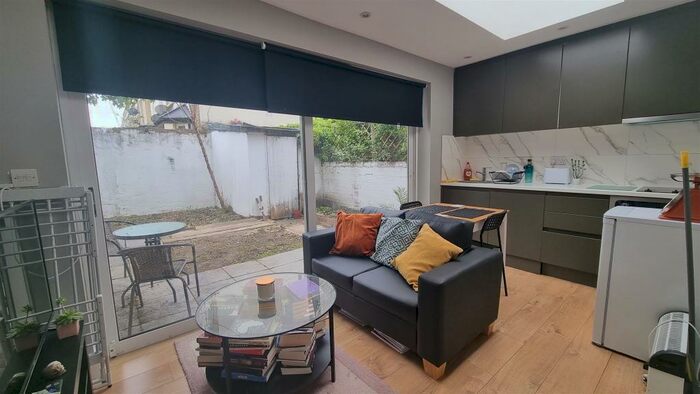 1 Bedroom Flat To Rent In Tynemouth Rd, South Tottenham, N15