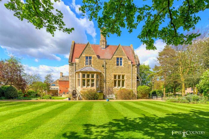 6 Bedroom Manor House For Sale In Wilsthorpe, PE9