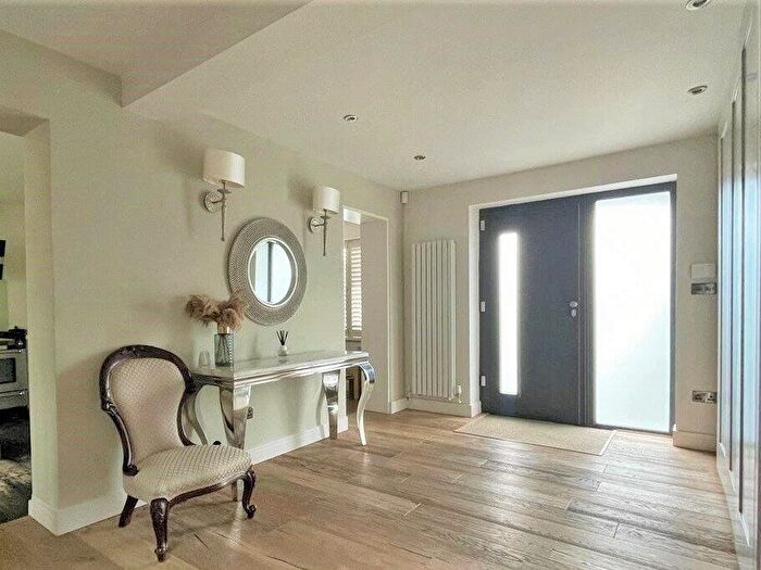 4 Bedroom Detached House For Sale In Canterbury Road, Densole, Folkestone, Kent, CT18