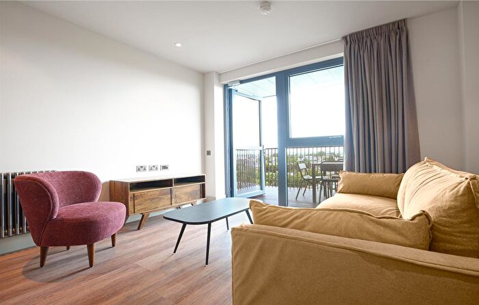 2 Bedroom Flat To Rent In Ashley Road, London, N17
