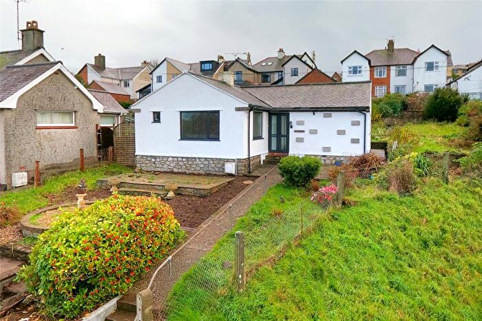 2 Bedroom Bungalow For Sale In Campbell Road, Caernarfon, Gwynedd, LL55
