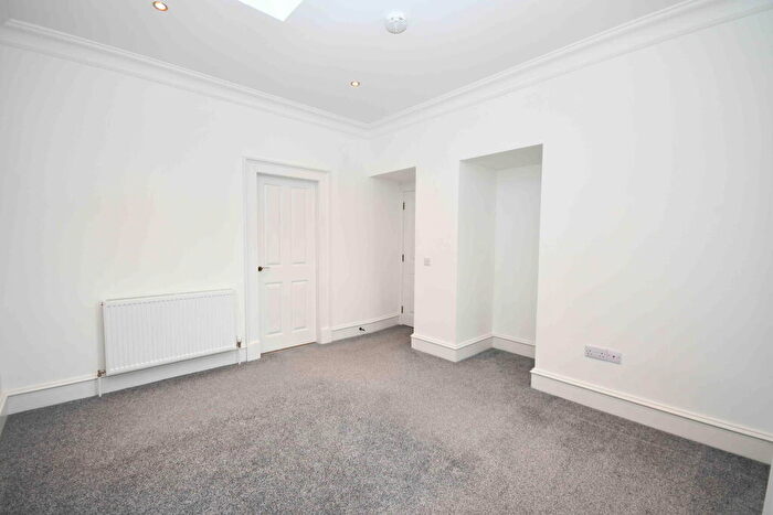 2 Bedroom Flat To Rent In Culduthel Road, Inverness, Highland, IV2