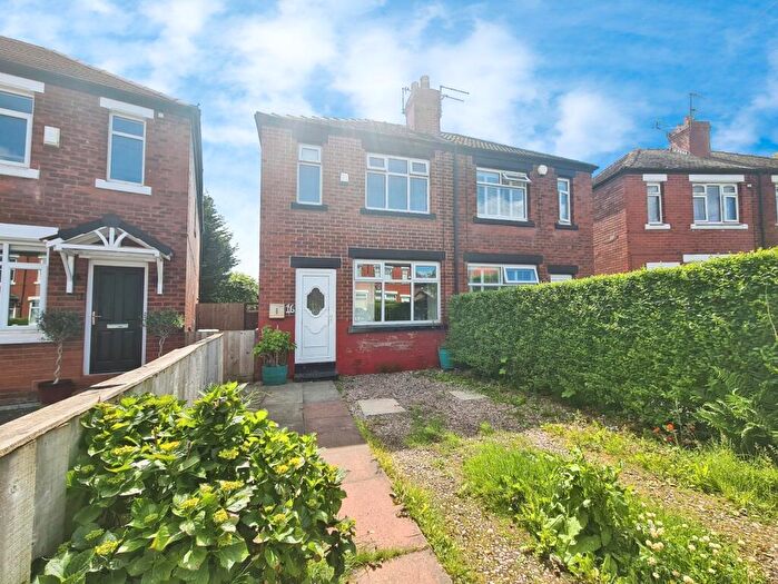 2 Bedroom Semi-Detached House To Rent In Beeston Grove, Stockport, Greater Manchester, SK3