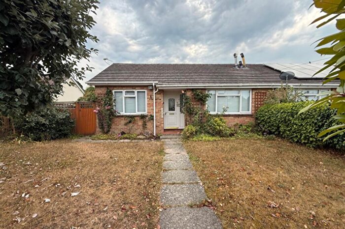 2 Bedroom Bungalow For Sale In Dugdell Close, Ferndown, Dorset, BH22