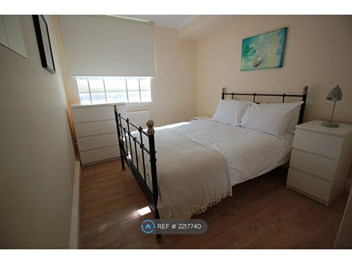 3 Bedroom Flat To Rent In Landward Court, City Of Westminster, London, W1H