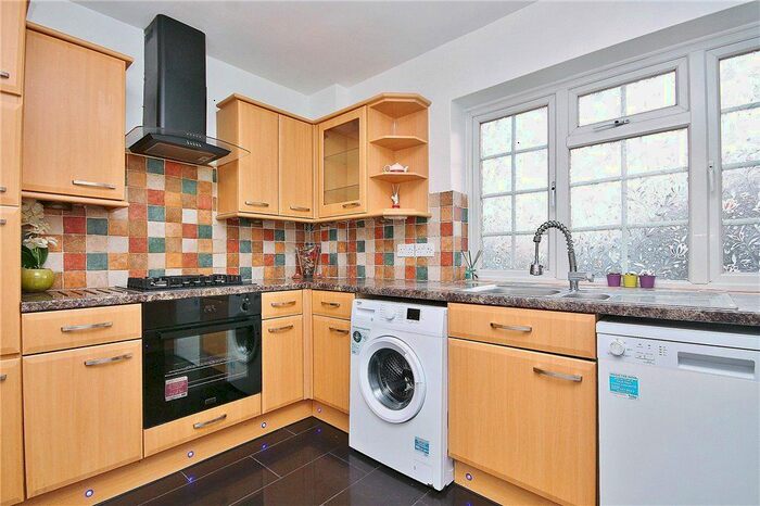 2 Bedroom Flat To Rent In Joviel House, Garrick Close, Staines-Upon-Thames, Surrey, TW18
