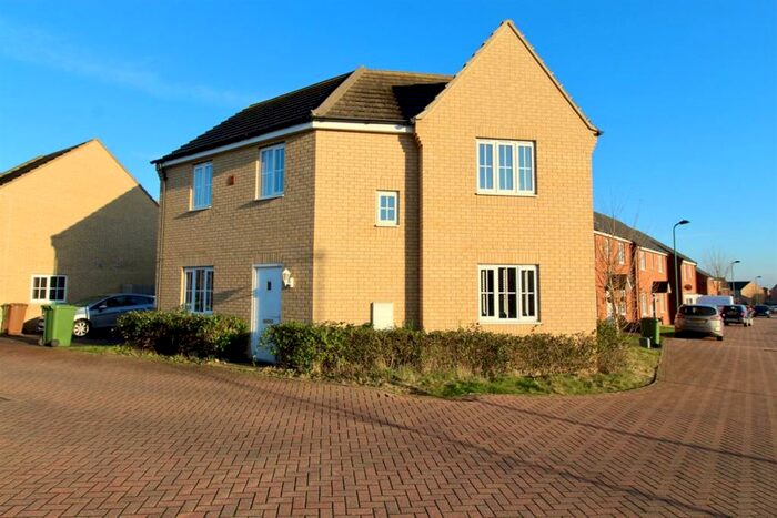 3 Bedroom Detached House To Rent In Saturn Drive, Cardea, Peterborough, PE2