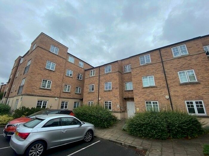 2 Bedroom Flat To Rent In Birch Close, Huntington, York, YO31