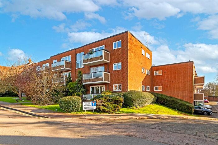 3 Bedroom Flat To Rent In Murton Court, Hillside Road, St. Albans, AL1