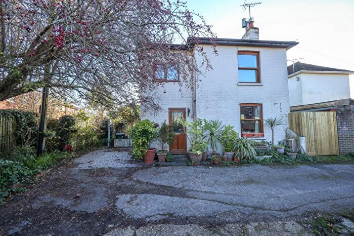 3 Bedroom Detached House For Sale In London Road, Burgess Hill, RH15