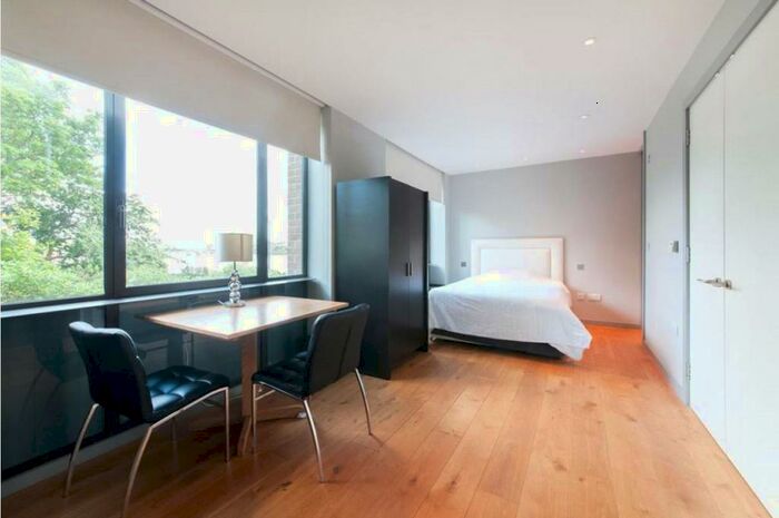 Studio To Rent In Chelsea Wharf, Lots Road, Chelsea, London, SW10