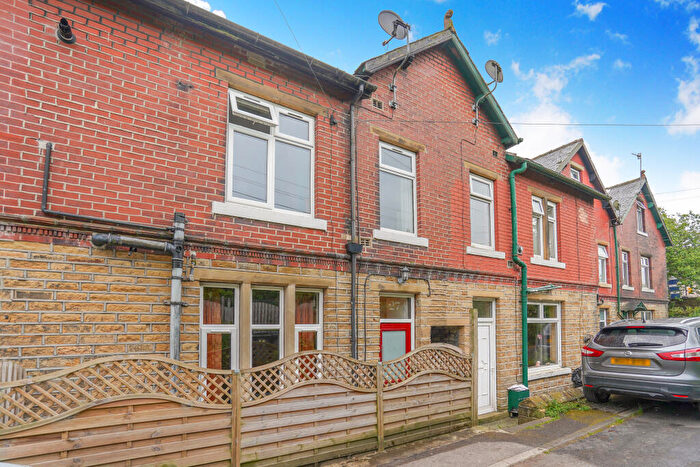 3 Bedroom Terraced House For Sale In Grange Cottages, Marsden, Huddersfield, Kirklees, HD7