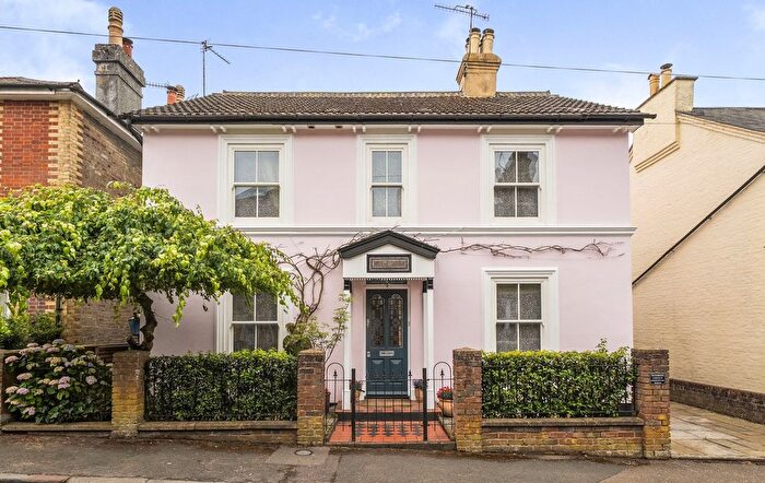 6 Bedroom Detached House For Sale In Vale Road, Southborough, TN4