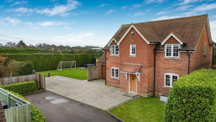 4 Bedroom Detached House For Sale In The Haven, Stokenchurch, HP14