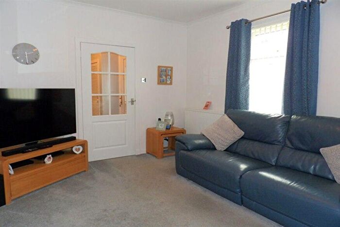 3 Bedroom End Of Terrace House For Sale In Crosshill Avenue, Campbeltown, PA28