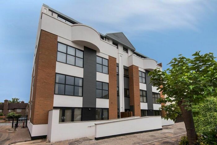 2 Bedroom Flat To Rent In Lower Richmond Road, Richmond, TW9