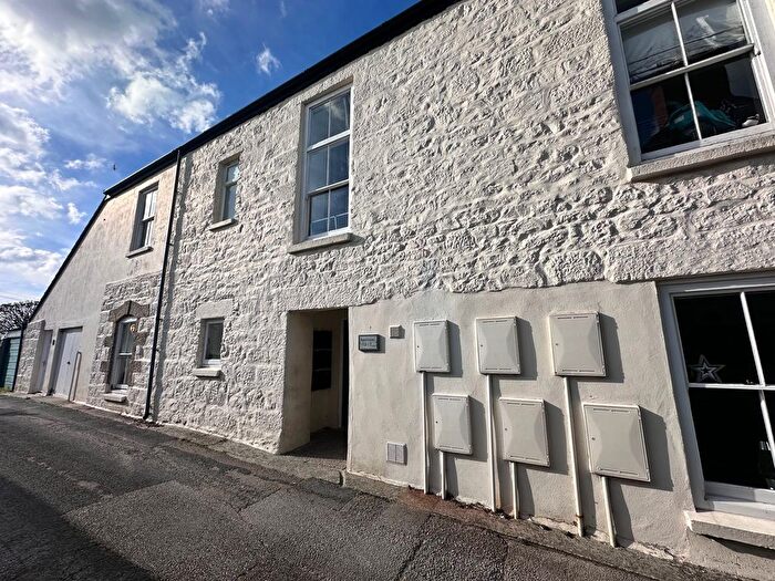 2 Bedroom Flat To Rent In Meneage Street, Helston, TR13