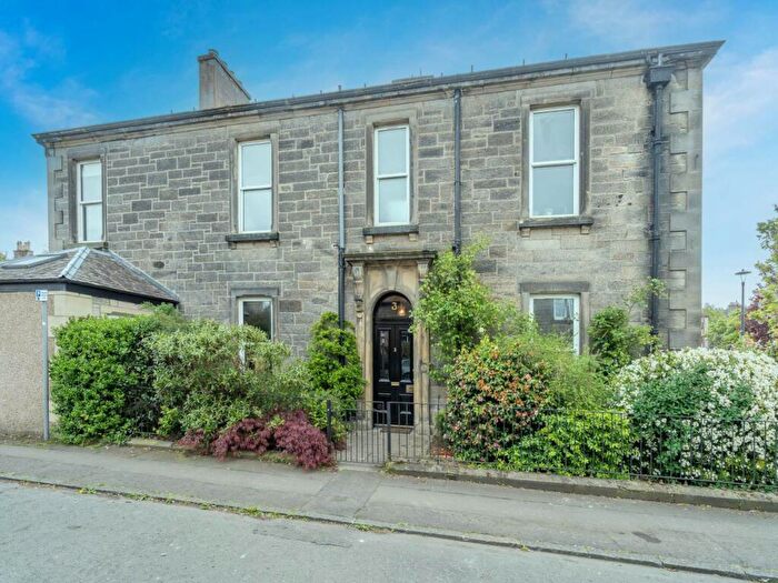 5 Bedroom House For Sale In Rosslyn Crescent, Pilrig, Edinburgh, EH6